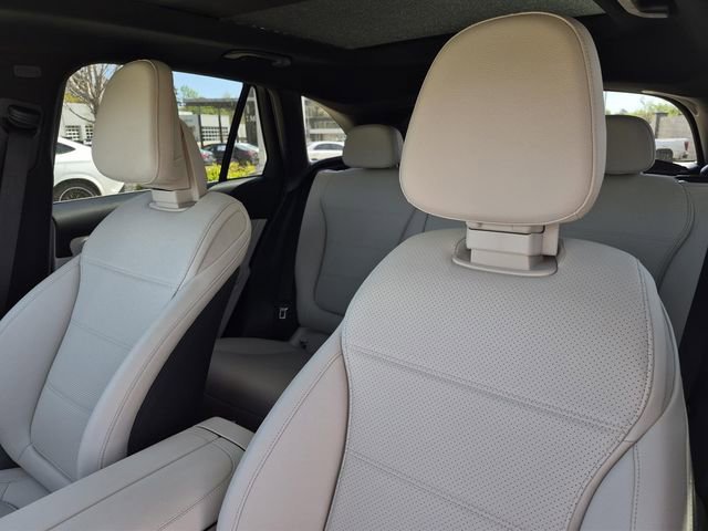 Certified 2025 Mercedes-Benz GLC 300 GLC 300 image 15