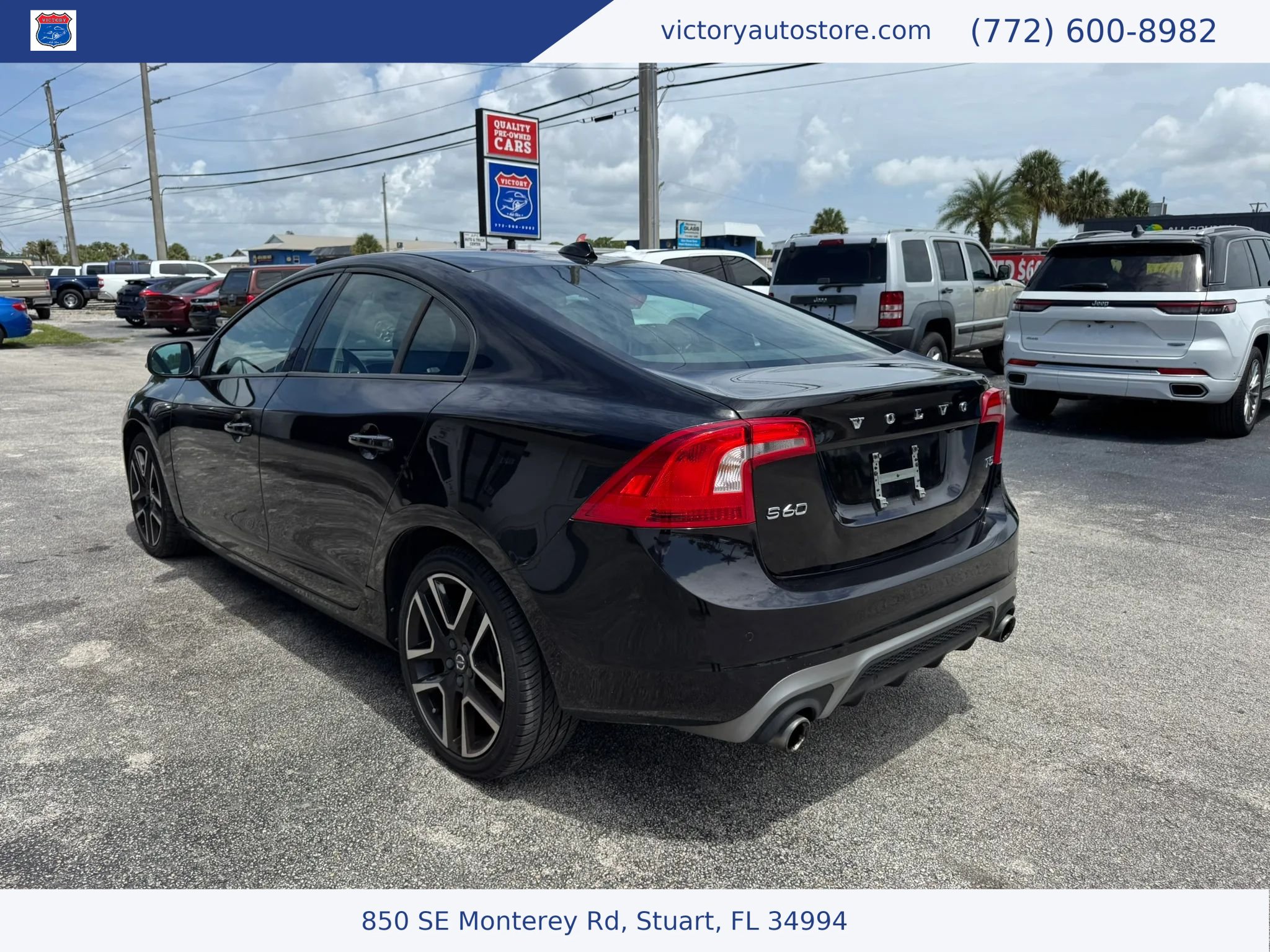 Used 2018 Volvo S60 T5 Dynamic w/ Vision Package FWD image 7