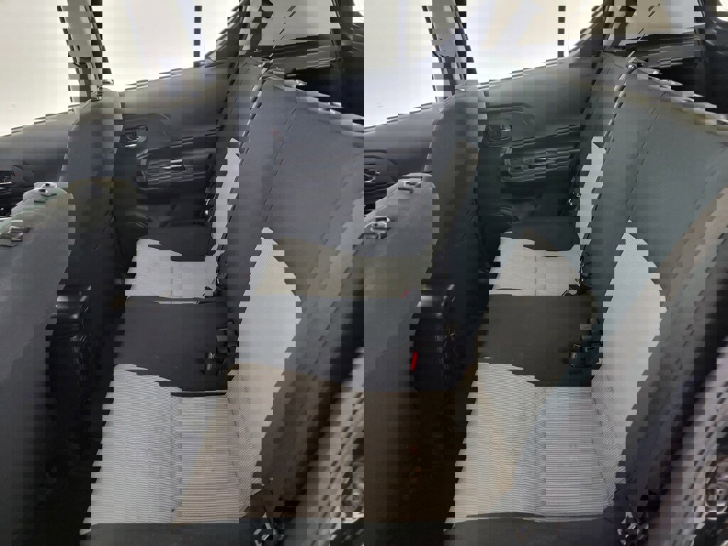 Used 2016 Toyota Prius C Persona Series image 13