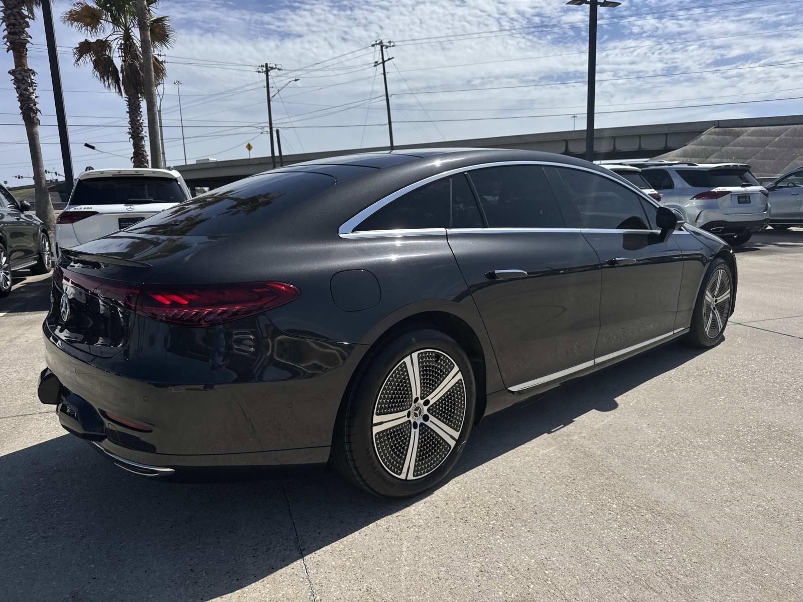 Used 2023 Mercedes-Benz EQS 450+ Sedan image 5