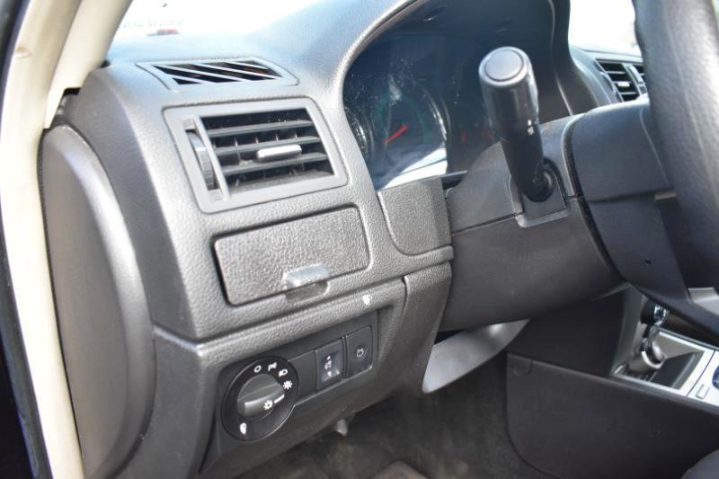 Used 2012 Ford Fusion SE FWD image 25