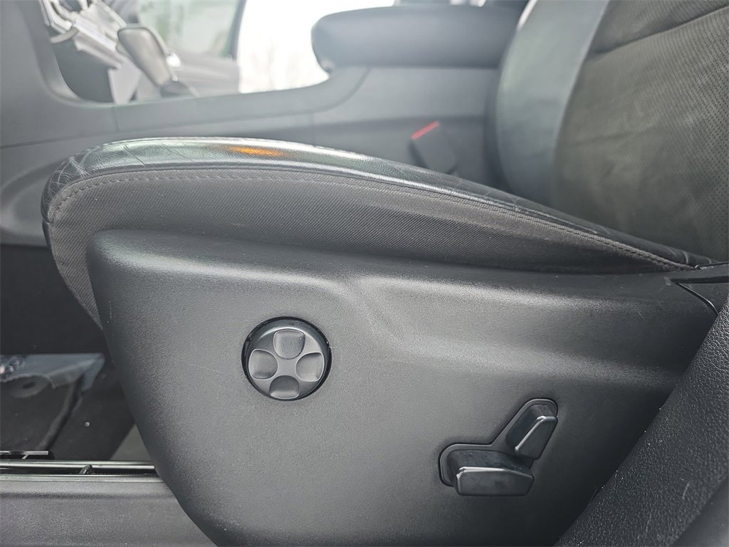 Used 2020 Jeep Grand Cherokee Altitude image 29