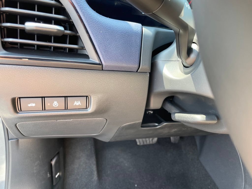 New 2026 Nissan Sentra SL w/ Floor Mat Package FWD image 14