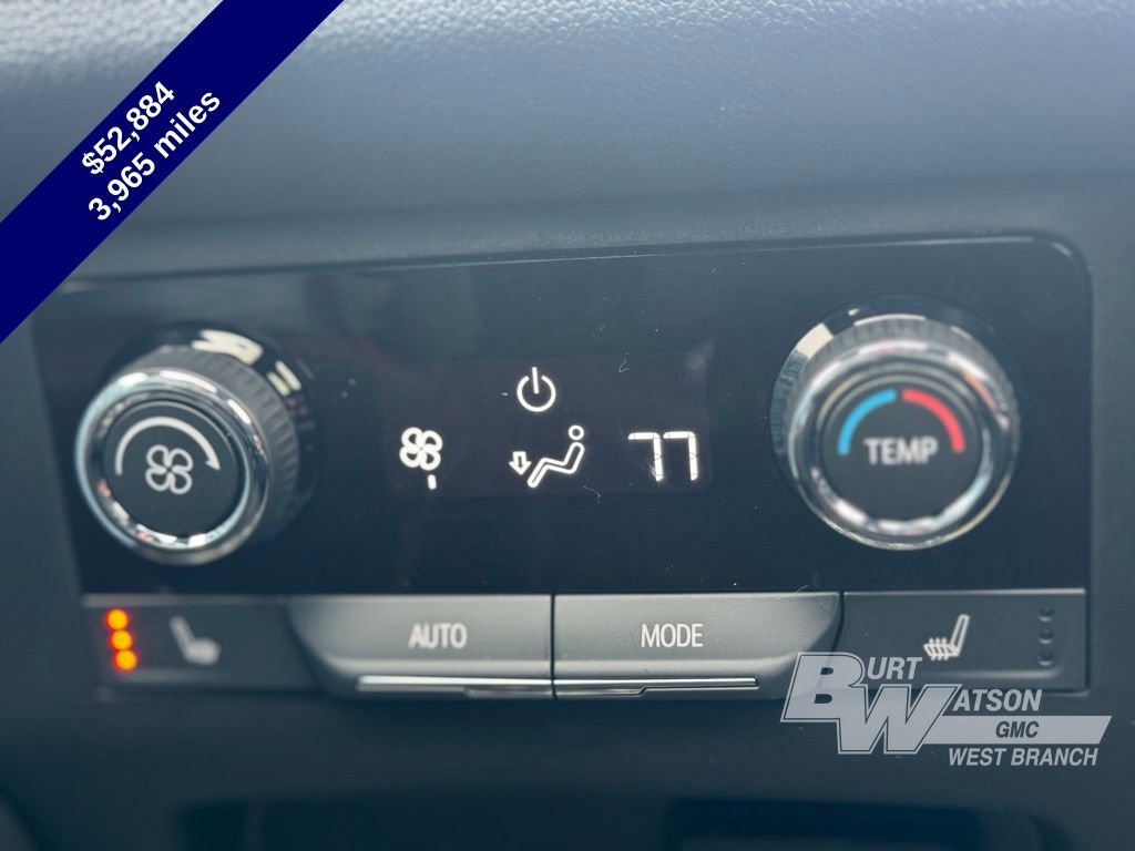 Used 2026 Chevrolet Traverse RS image 26