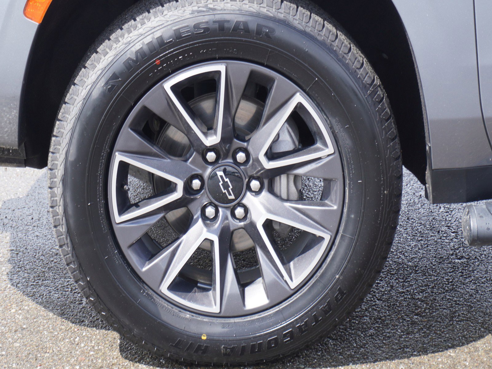 Used 2022 Chevrolet Tahoe Z71 image 9