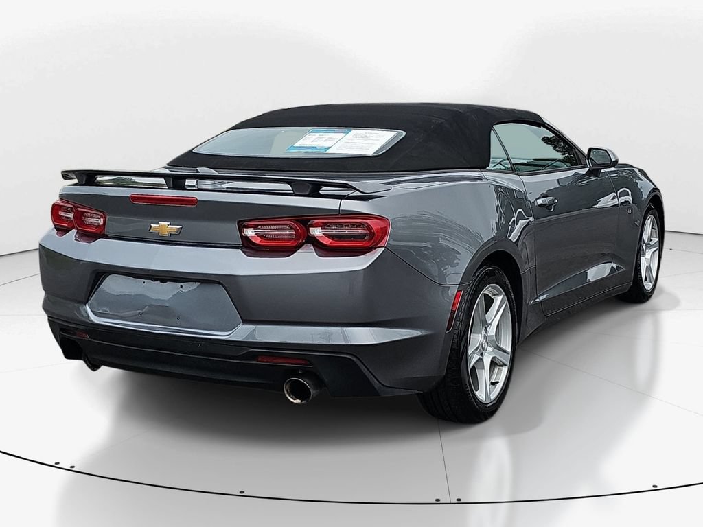 Used 2020 Chevrolet Camaro LT RWD image 6