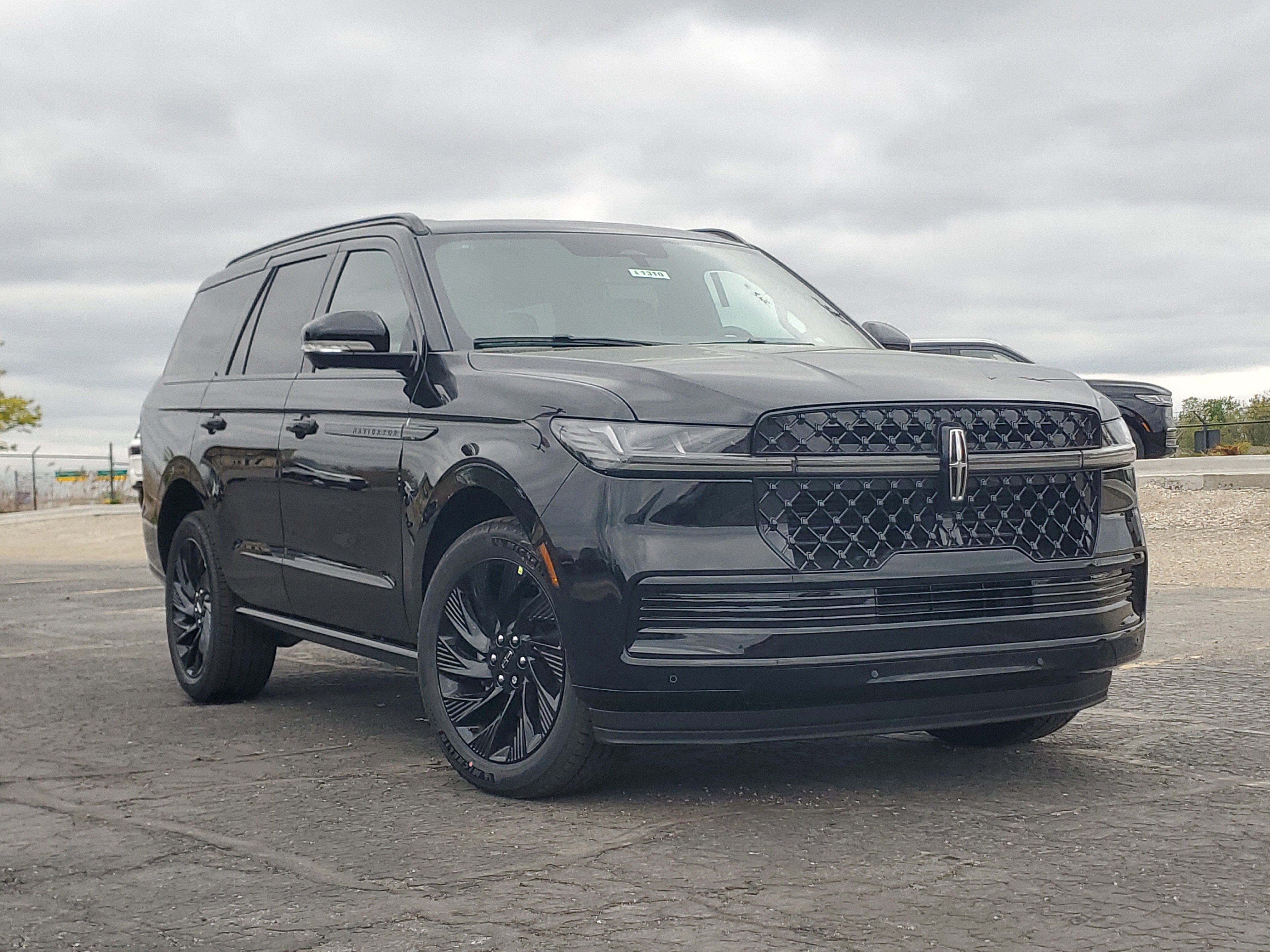 New 2026 Lincoln Navigator Reserve