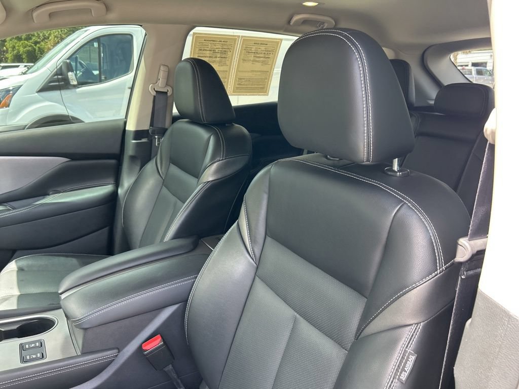 Certified 2023 Nissan Murano SL w/ Cargo Package FWD image 23