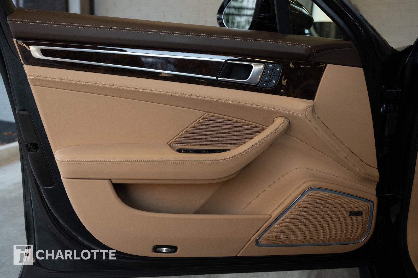 Used 2023 Porsche Panamera GTS image 16