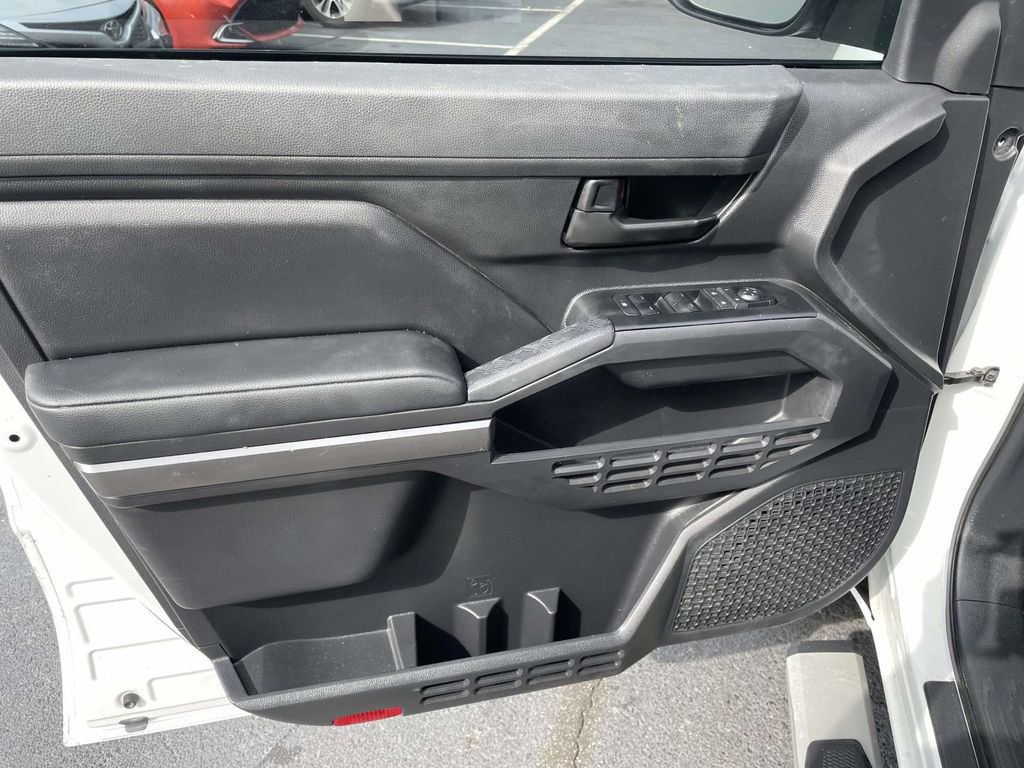 Used 2025 Toyota Tacoma SR5 image 22