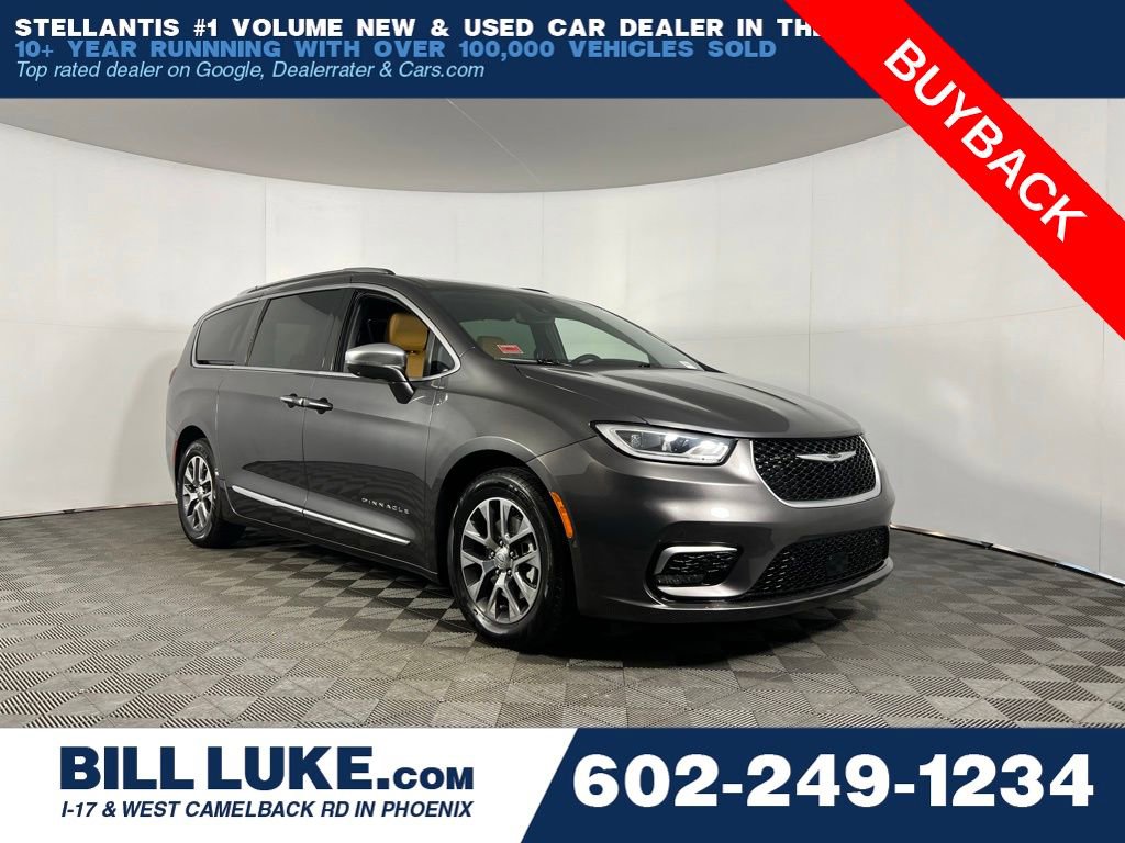 Used 2022 Chrysler Pacifica Pinnacle FWD image 1