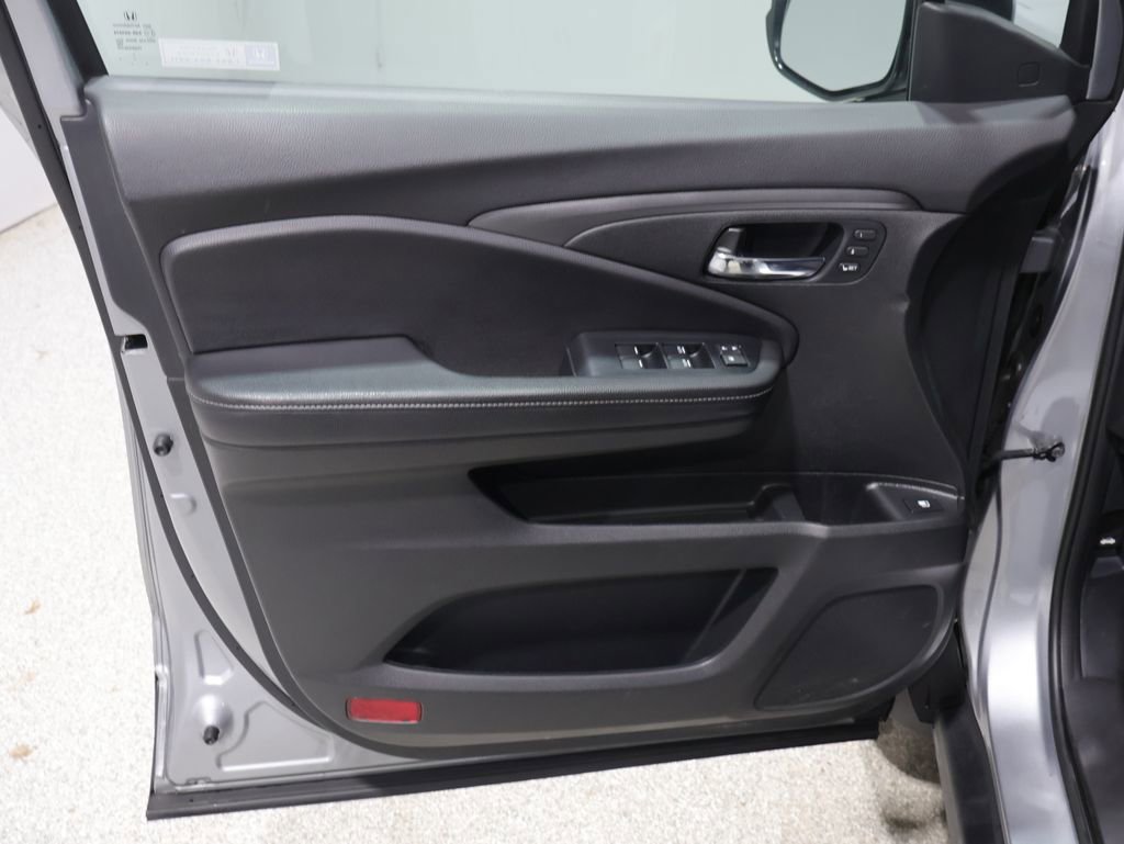 Used 2023 Honda Ridgeline RTL image 14
