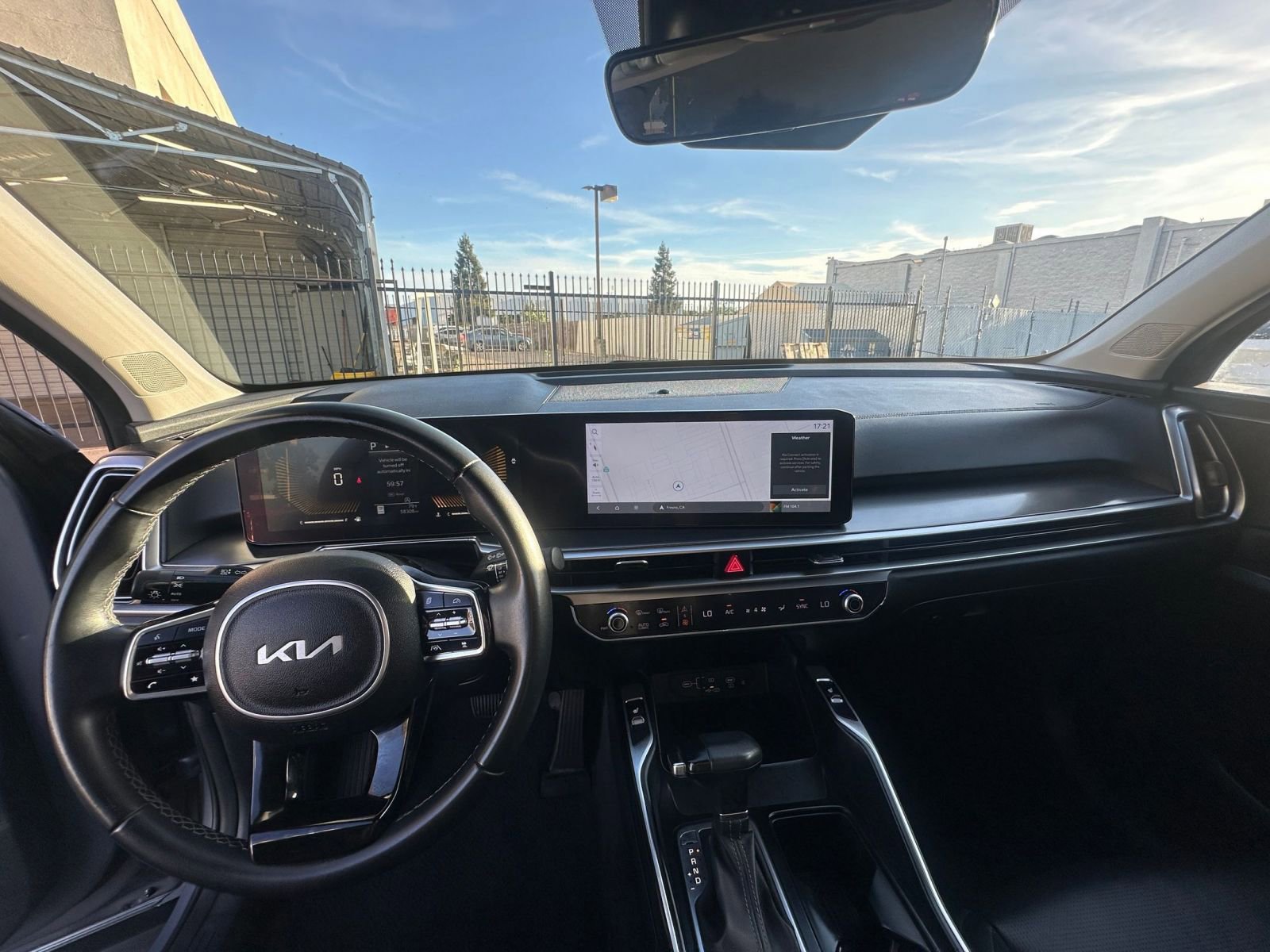 Used 2024 Kia Sorento S image 34