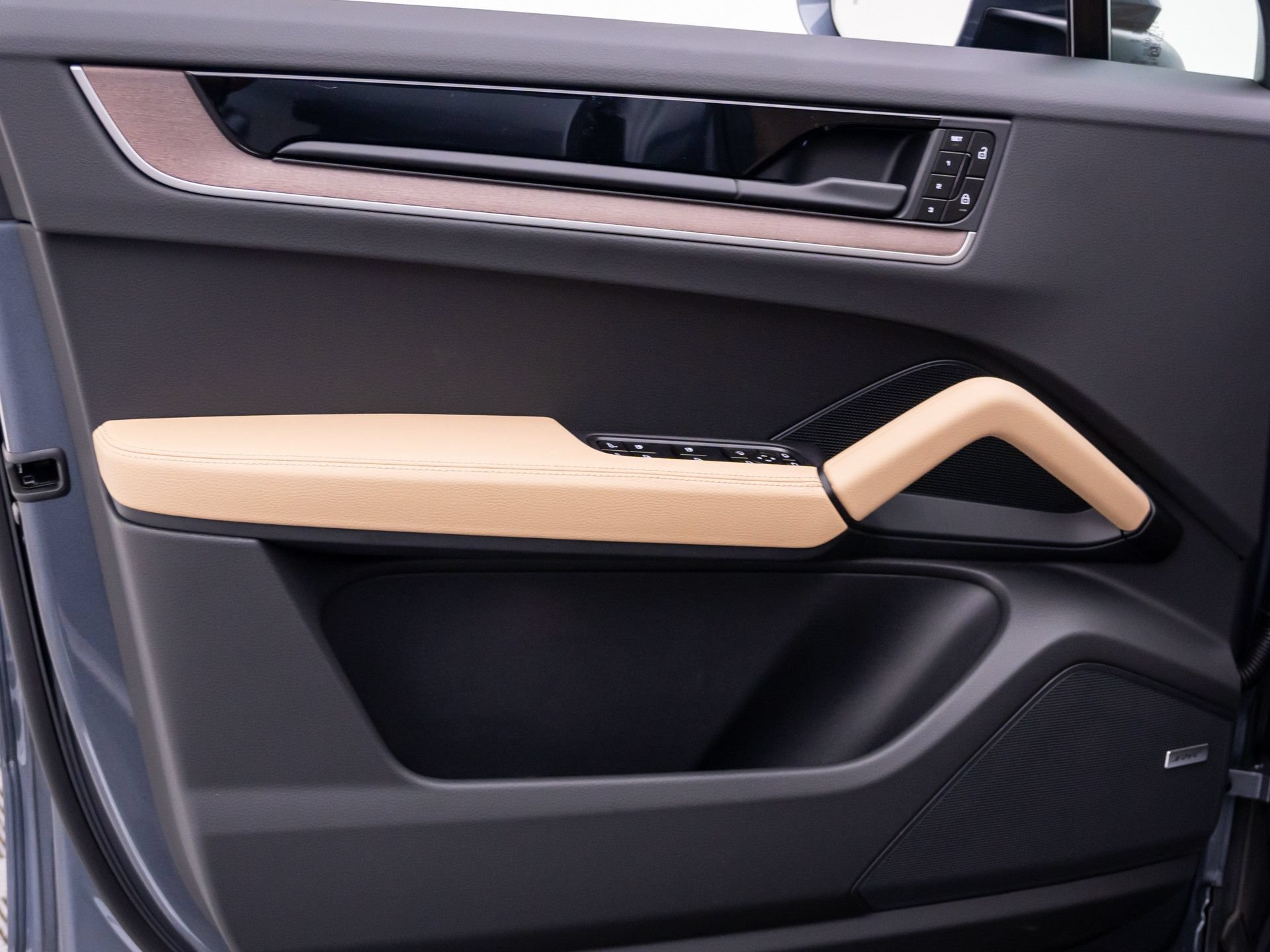 New 2026 Porsche Cayenne AWD/4WD image 14