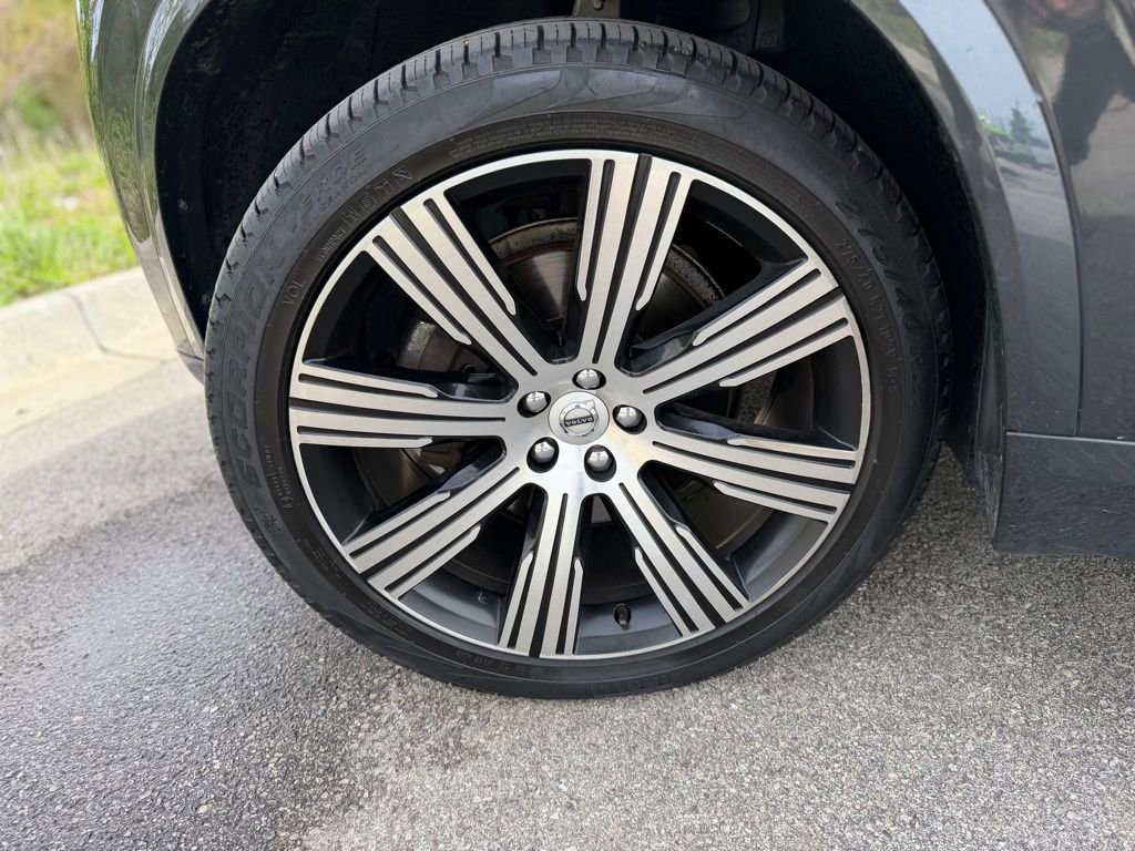 Used 2022 Volvo XC90 T6 Inscription w/ Advanced Package AWD/4WD image 9