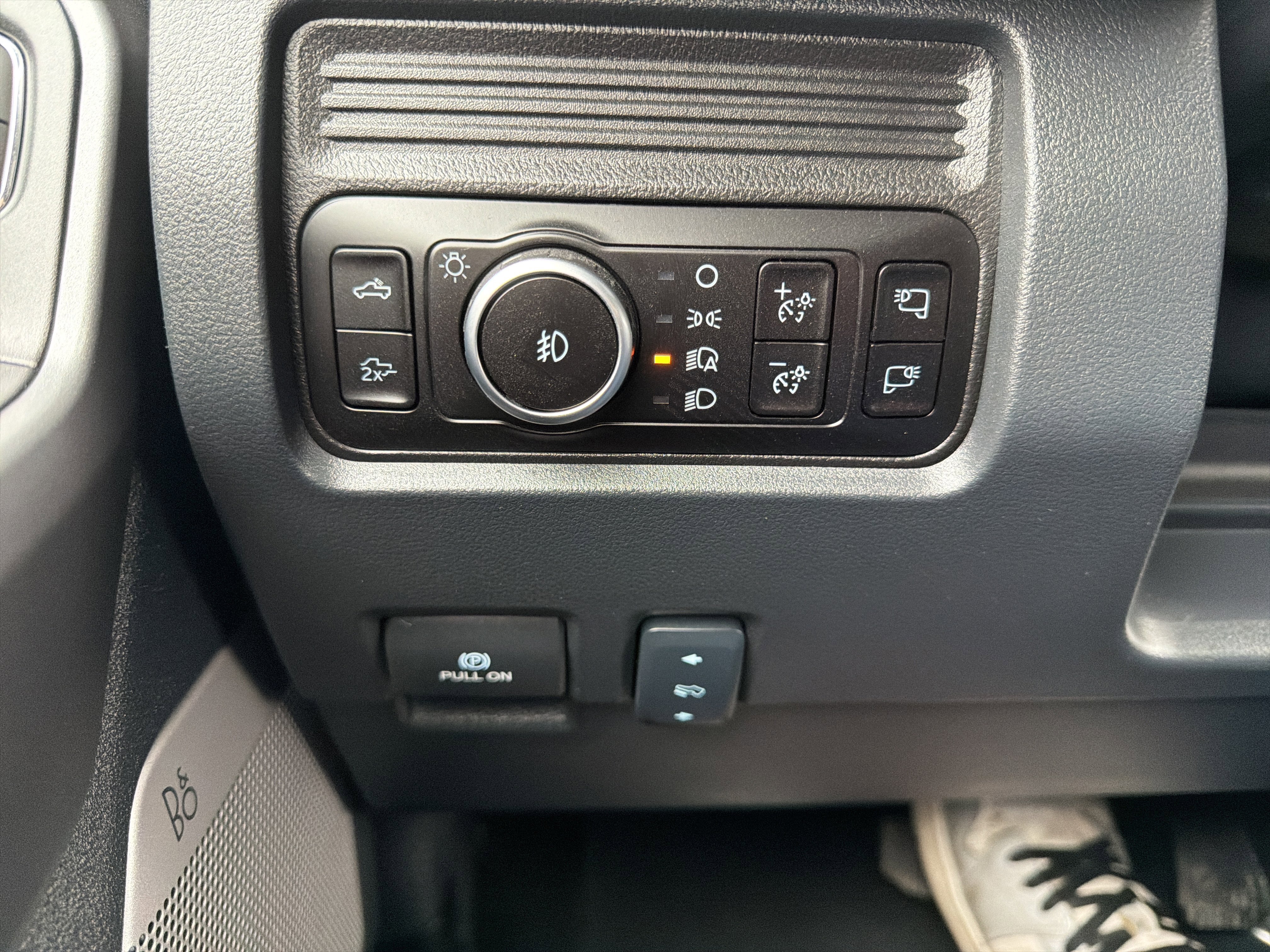 Certified 2026 Ford F250 Lariat image 34