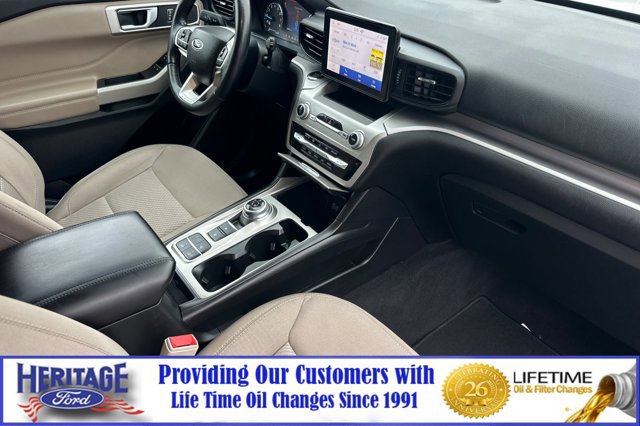 Certified 2022 Ford Explorer XLT image 17