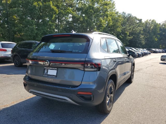 New 2027 Volkswagen Taos S FWD image 4