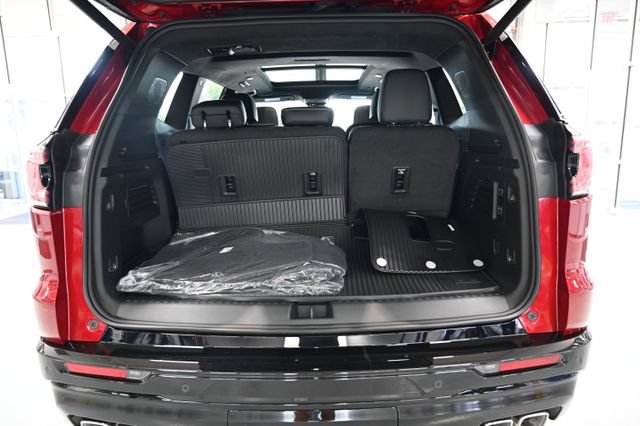 New 2026 GMC Acadia Denali Ultimate w/ LPO, Floor Liner Package AWD/4WD image 28
