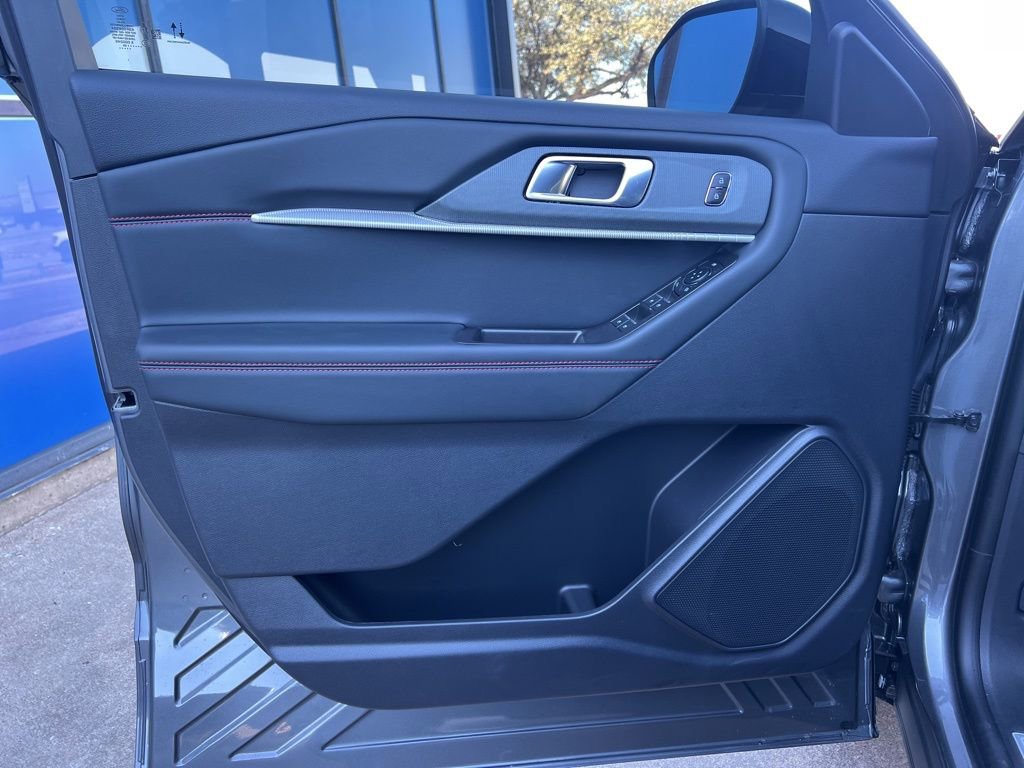 New 2026 Ford Explorer ST-Line image 13