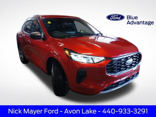 Certified 2024 Ford Escape ST-Line w/ Tech Pack #1 AWD/4WD image 1
