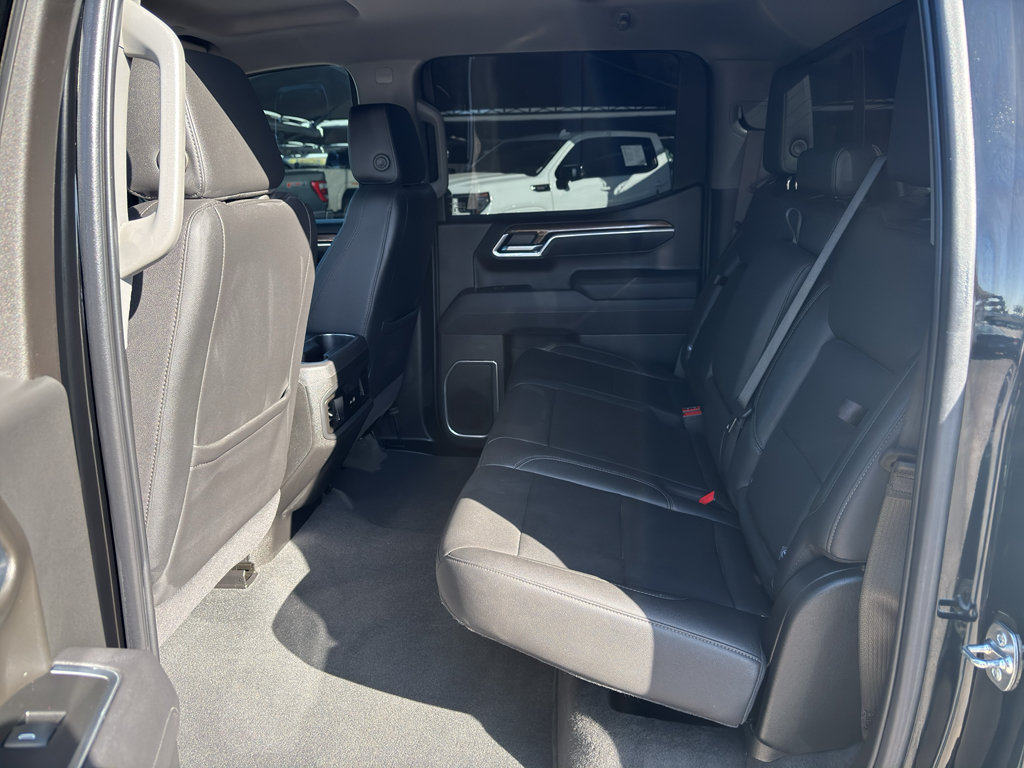 Certified 2025 Chevrolet Silverado 1500 RST w/ Convenience Package II AWD/4WD image 17