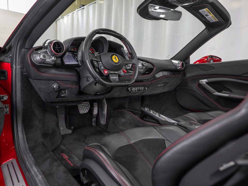 Certified 2022 Ferrari F8 Tributo image 17