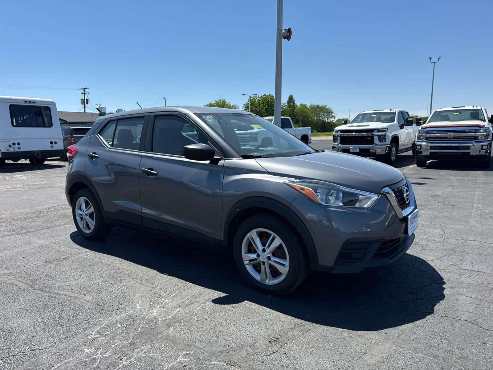 Used 2020 Nissan Kicks S FWD image 7