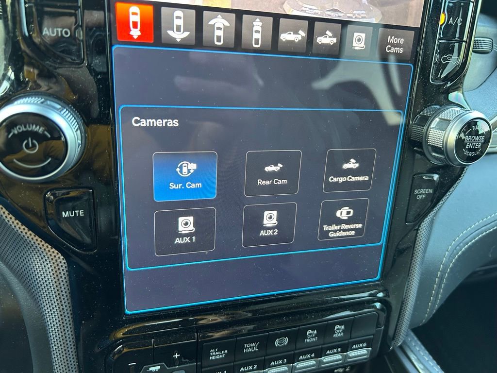 Used 2023 RAM 2500 Limited image 27