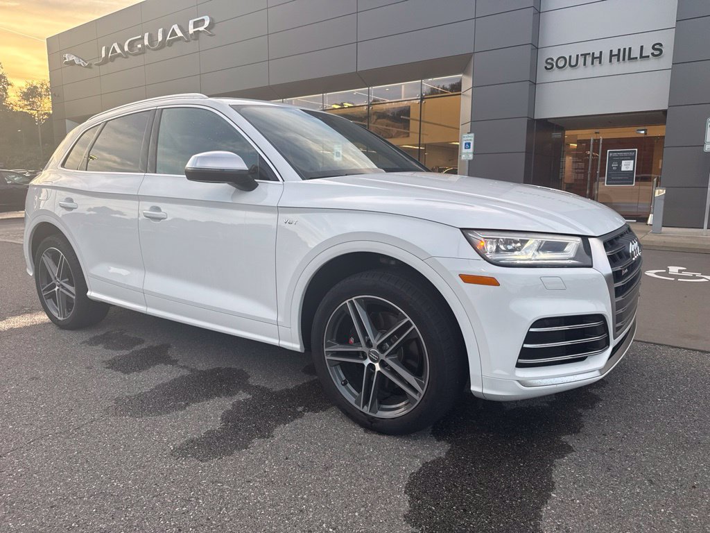 Used 2018 Audi SQ5 Premium Plus w/ Navigation Package AWD/4WD image 3