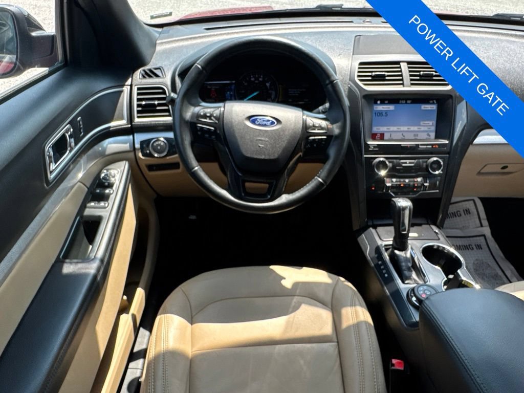 Used 2017 Ford Explorer XLT w/ Equipment Group 202A AWD/4WD image 5