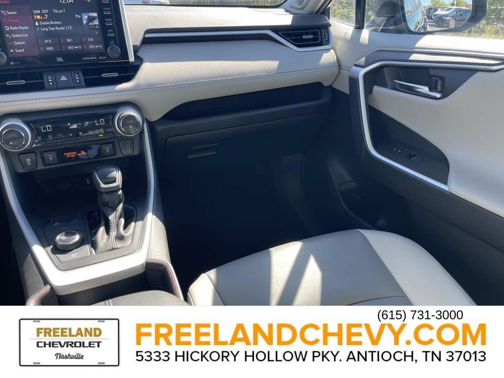 Used 2021 Toyota RAV4 Limited image 20