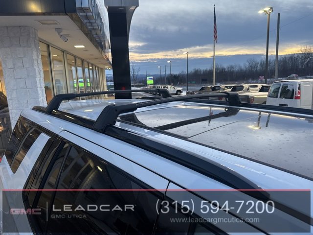 Used 2021 Chevrolet Tahoe Z71 w/ Z71 Signature Package image 12