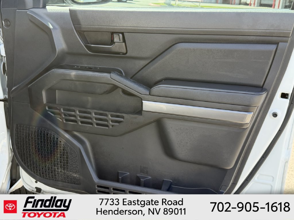 Certified 2026 Toyota Tacoma SR5 w/ SR5 Upgrade Package AWD/4WD image 15