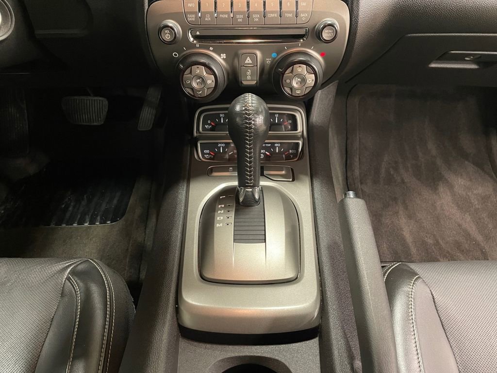 Used 2010 Chevrolet Camaro SS RWD image 11