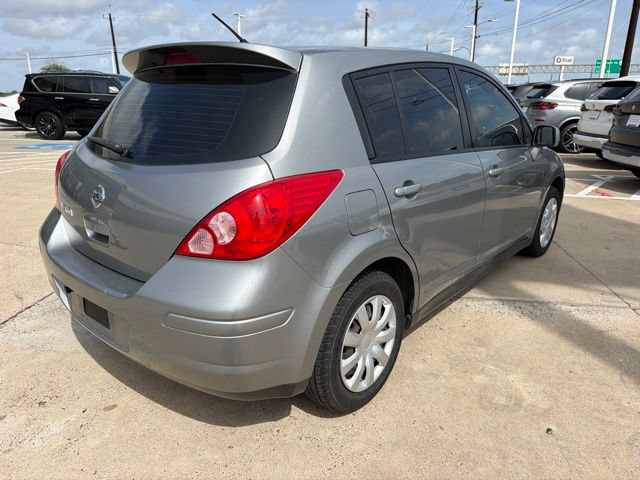 Used 2012 Nissan Versa 1.8 S FWD image 4