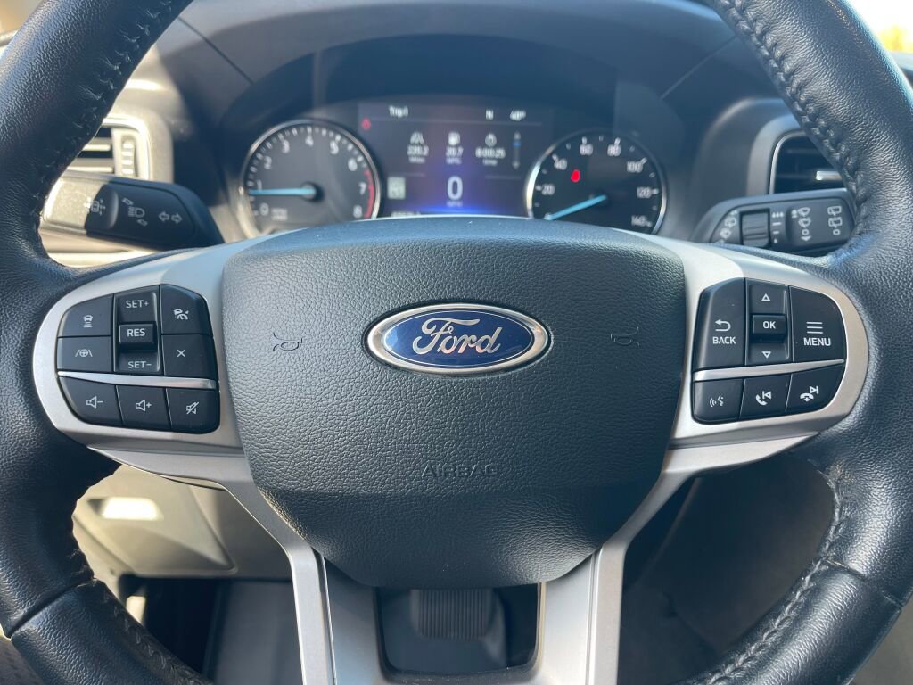 Used 2022 Ford Explorer XLT w/ Equipment Group 202A image 15