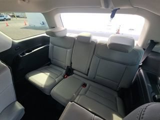 Used 2025 Ford Expedition Active AWD/4WD image 8
