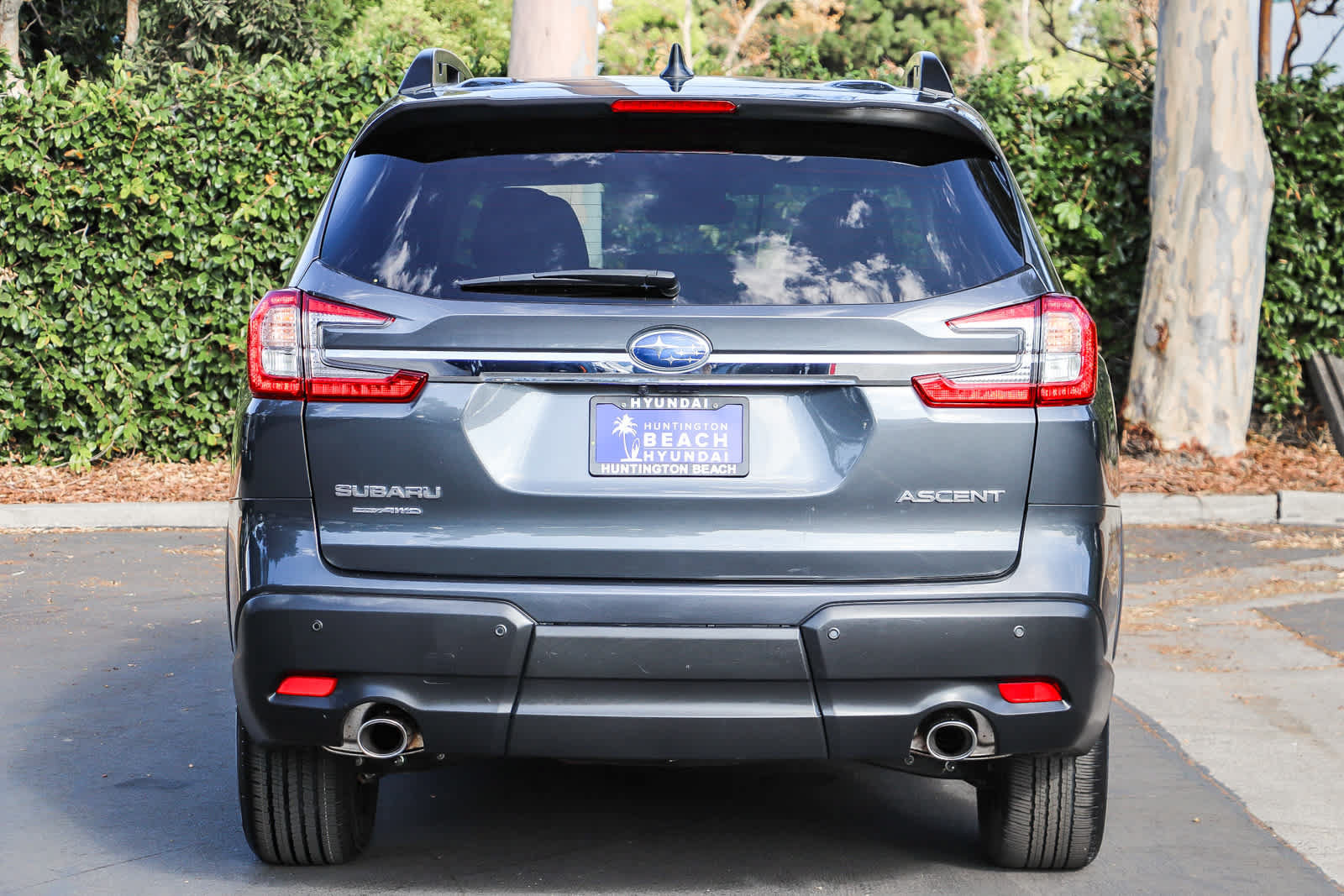 Used 2023 Subaru Ascent Premium w/ Convenience Package AWD/4WD image 7