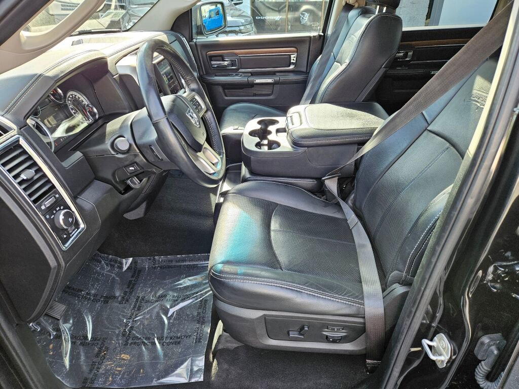 Used 2018 RAM 1500 Laramie AWD/4WD image 17