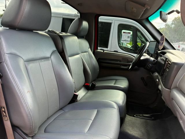 Used 2002 Ford F250 4x4 Regular Cab Super Duty image 17