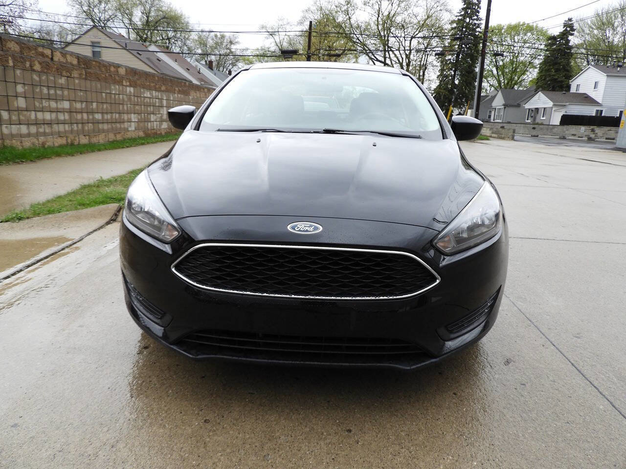 Used 2018 Ford Focus SE image 3