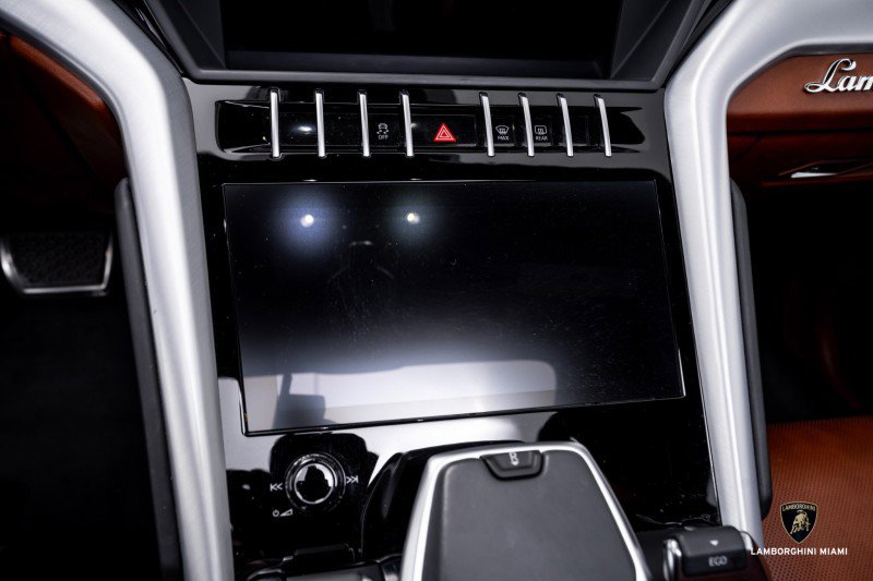 Used 2019 Lamborghini Urus image 26