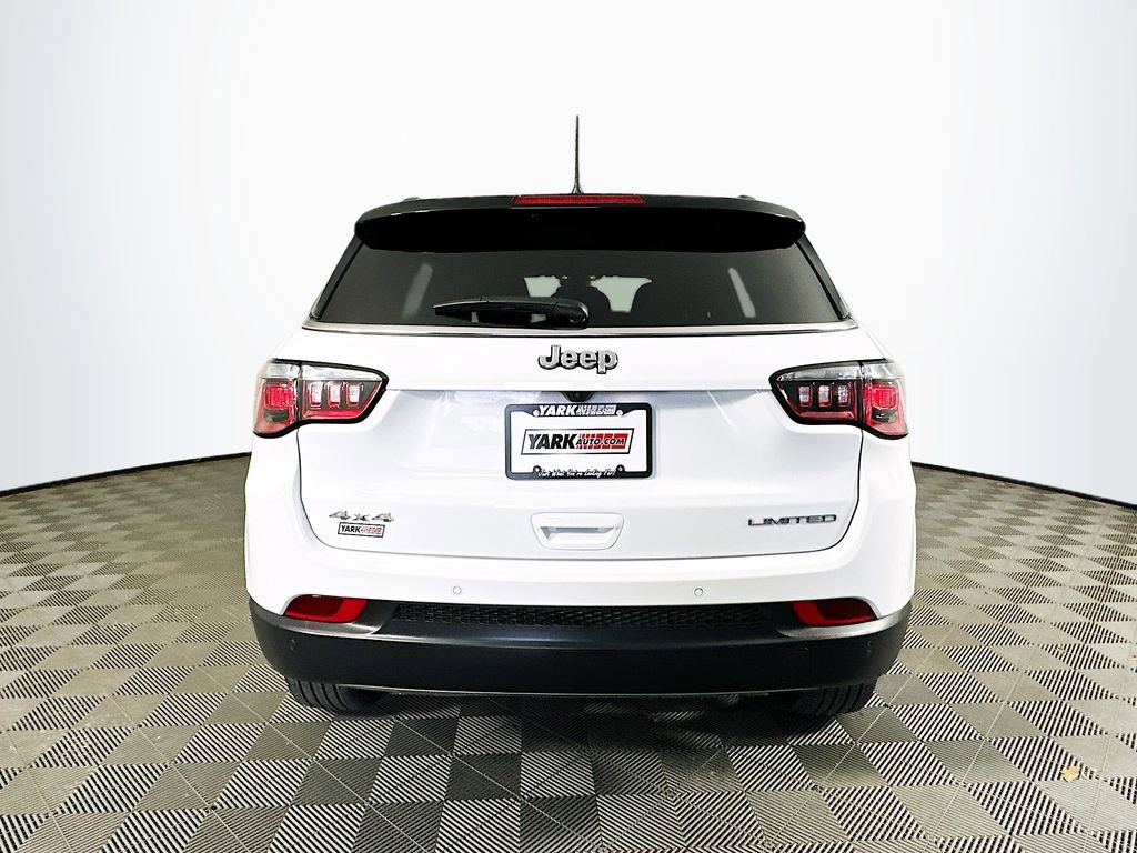 Certified 2024 Jeep Compass Limited AWD/4WD image 9