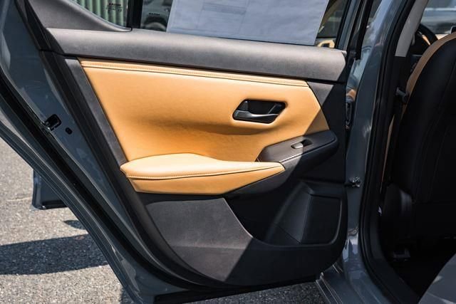 New 2025 Nissan Sentra SV w/ SV Premium Package image 27