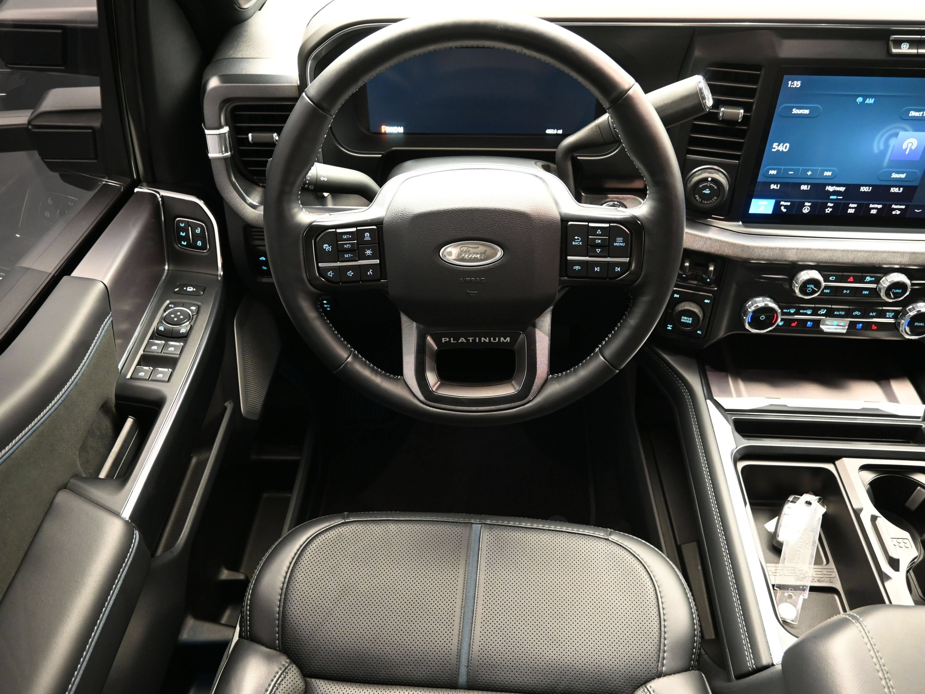 Used 2026 Ford F250 Platinum AWD/4WD image 26