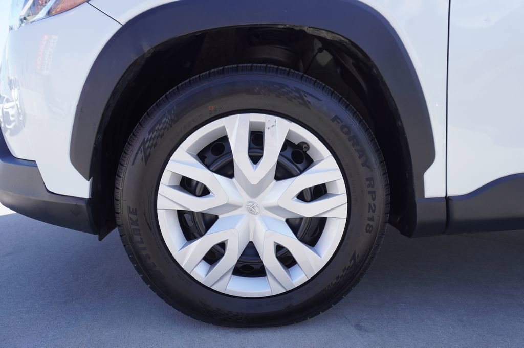 Certified 2024 Toyota Corolla Cross L FWD image 19