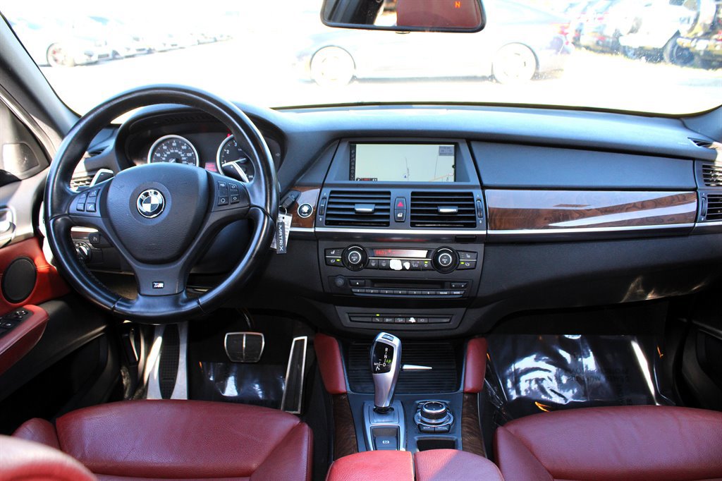 Used 2014 BMW X6 xDrive50i image 12