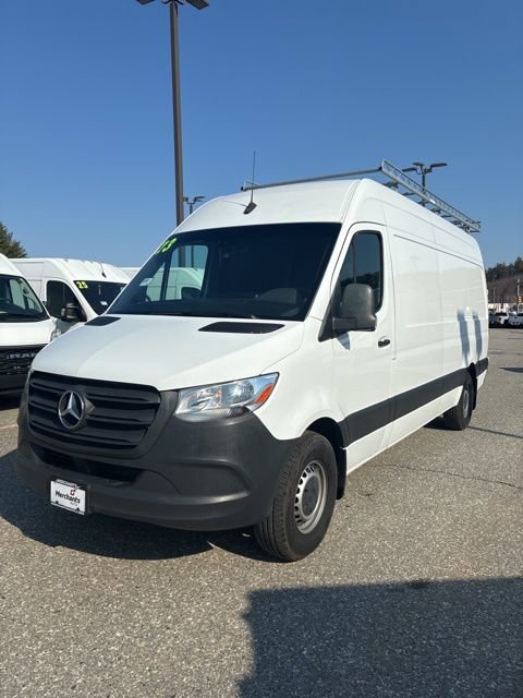 Used 2021 Mercedes-Benz Sprinter 2500 image 3