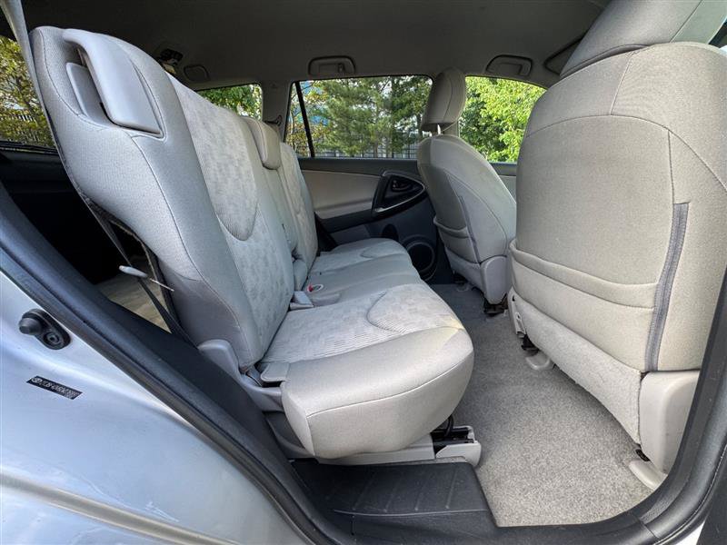 Used 2012 Toyota RAV4 4WD w/ Value Pkg image 33